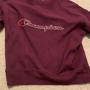 Champion maroon crewneck!